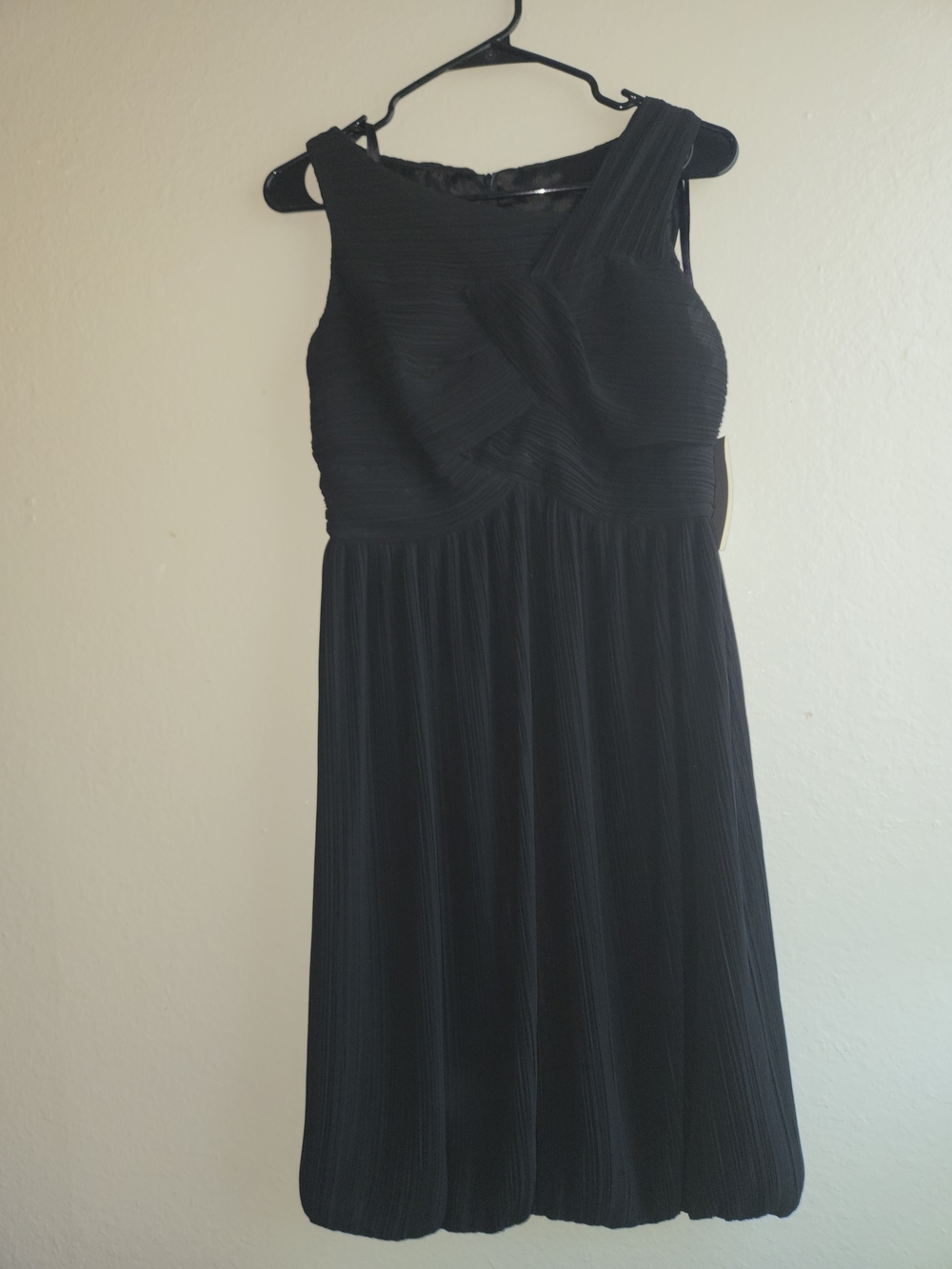 NWT Donna Ricco Black Pleated Cocktail Party Dress Size 4 Little Black Dress